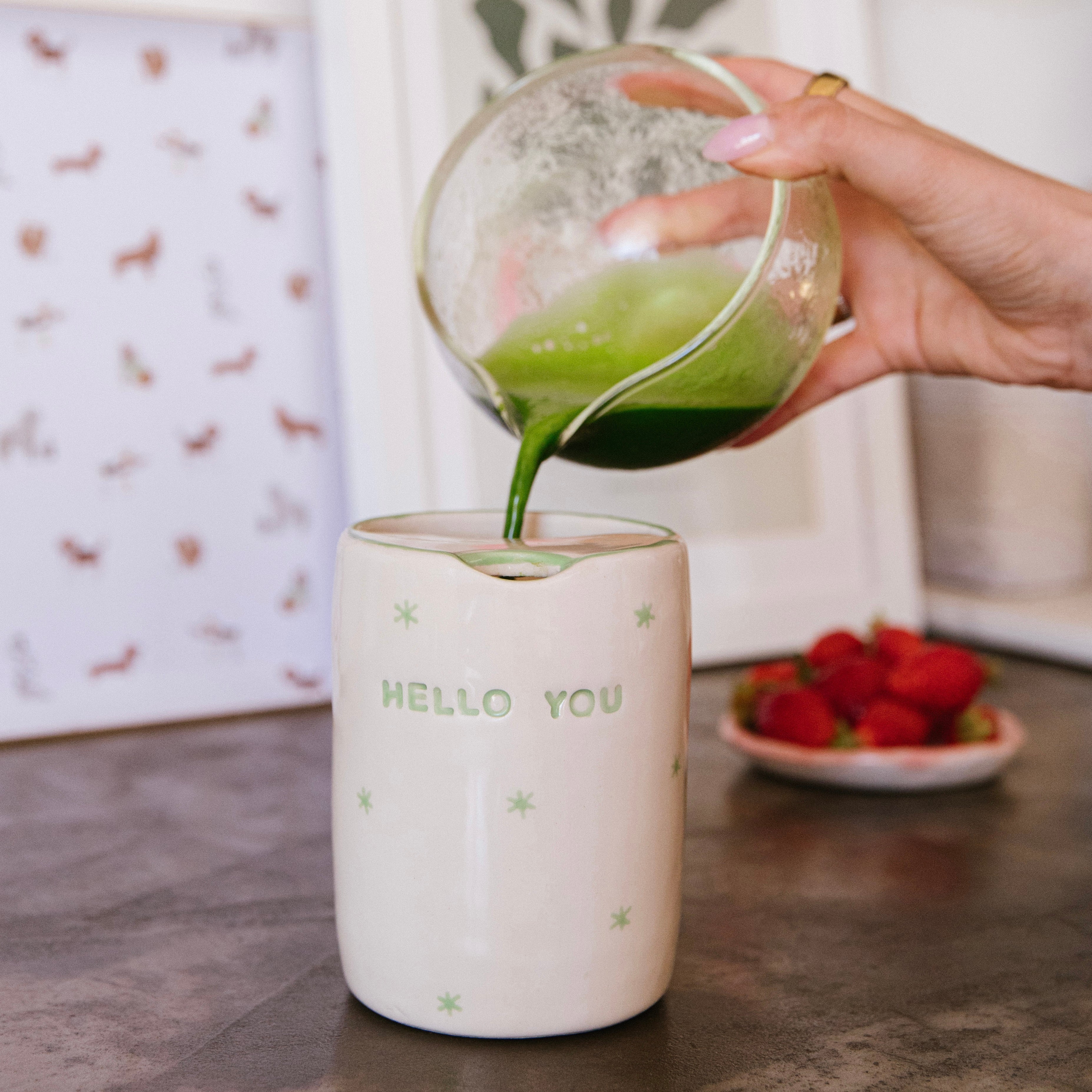 Bol à matcha en porcelaine avec bec verseur, accessoire de préparation pour la Bol à matcha en porcelaine avec bec verseur, accessoire de préparation pour la